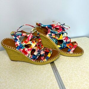 Multicolored platform sandals.